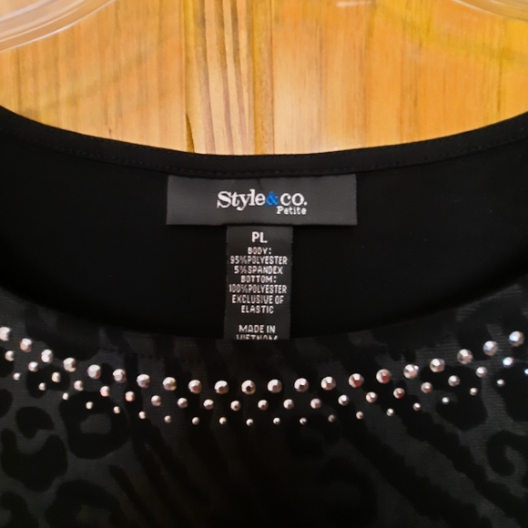 Style & Co., size Large Petite, black fancy tunic. Can be dressy or casual. - Picture 2 of 3